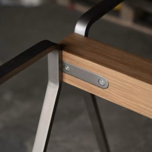 InMETAL Minimalist Industrial Table Stand - Image 7