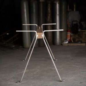 InMETAL Minimalist Industrial Table Stand - Image 4