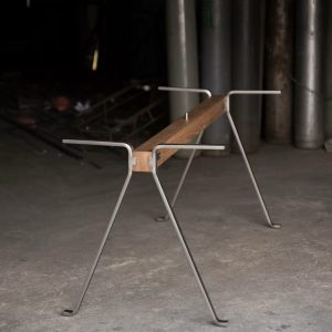 InMETAL Minimalist Industrial Table Stand - Image 2